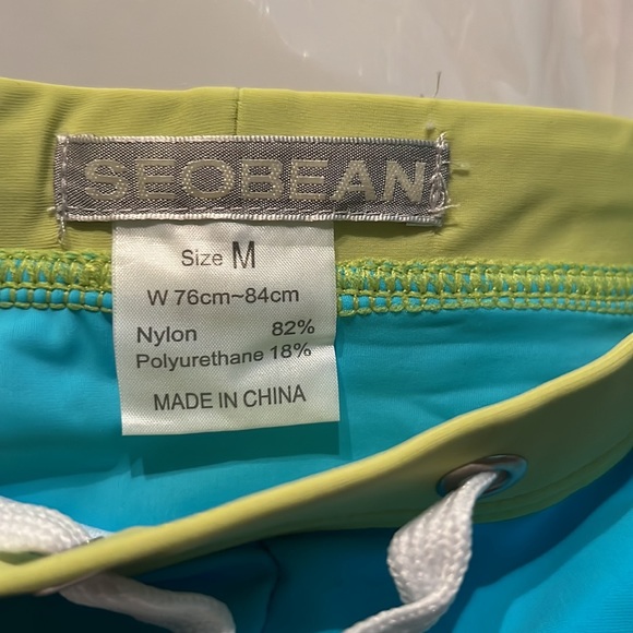 MEN’s Seobean Swim Brief in size MEDIUM (28-30) - Picture 2 of 4